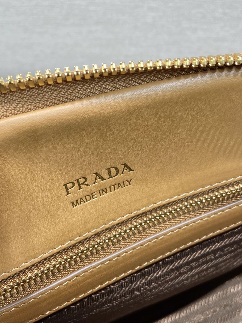 Pra*a top handle bags